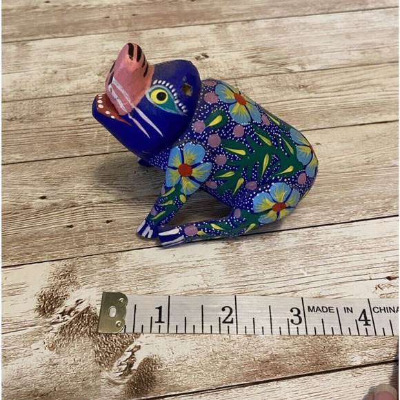 Pig Alebrije Oaxacan Wood Carving Handcrafted Mexican Folk Art Signed - Picture 7 of 7